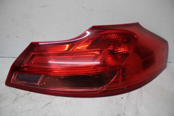 FEU ARRIERE DROIT OPEL INSIGNIA BREAK - Vue 1